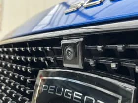 Peugeot 308 Plug-in Hybrid 225 GT thumbnail 43