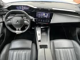 Peugeot 308 Plug-in Hybrid 225 GT thumbnail 8