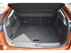 Citroën C4 Puretech EAT8 Business Plus thumbnail 38