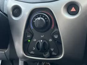 Citroën C1 70 e-VTi Fox Edition thumbnail 14