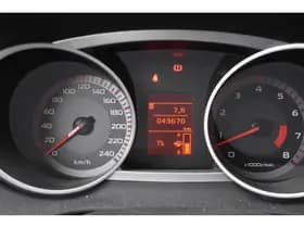 Citroën C-crosser 2.4i-16V 170 pk Dynamique 7- persoons thumbnail 11