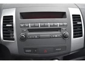 Citroën C-crosser 2.4i-16V 170 pk Dynamique 7- persoons thumbnail 31