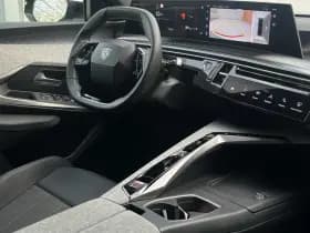 Peugeot 3008 Hybrid 145 GT thumbnail 30