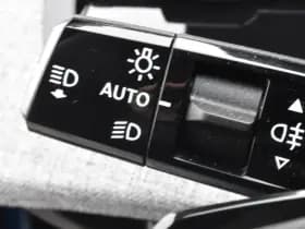 Peugeot 3008 Hybrid 145 e-Dcs6 Allure Navi thumbnail 19