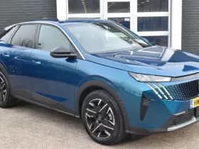 Peugeot 3008 Hybrid 145 e-Dcs6 Allure Navi thumbnail 5