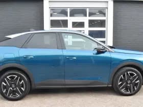 Peugeot 3008 Hybrid 145 e-Dcs6 Allure Navi thumbnail 9