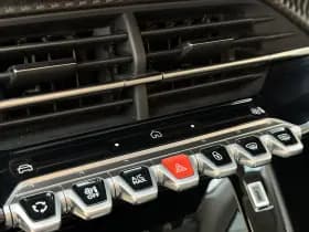 Peugeot 208 Hybrid 110 e-DCS6 Allure thumbnail 17