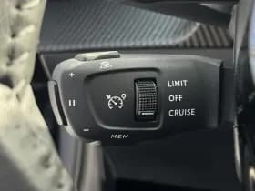 Peugeot 208 Hybrid 110 e-DCS6 Allure thumbnail 25