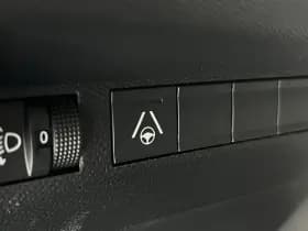 Peugeot 208 Hybrid 110 e-DCS6 Allure thumbnail 26