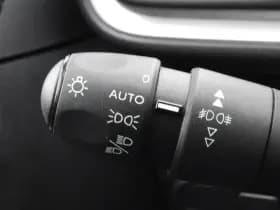 Citroën C3 PureTech 110 Shine thumbnail 15