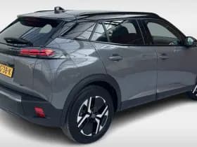 Peugeot E-2008 EV GT 54 kWh thumbnail 2