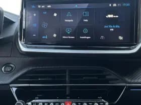 Peugeot E-2008 EV GT 54 kWh thumbnail 11