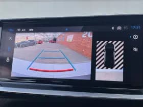 Peugeot E-2008 EV GT 54 kWh thumbnail 15