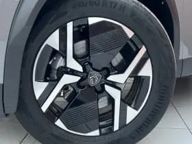 Peugeot E-2008 EV GT 54 kWh thumbnail 4