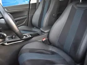 Peugeot 308 SW PureTech 130pk Tech Edition thumbnail 2