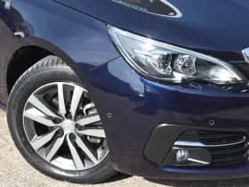 Peugeot 308 SW PureTech 130pk Tech Edition thumbnail 11