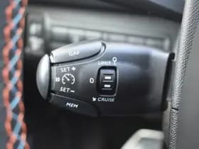 Peugeot 308 SW PureTech 130pk Tech Edition thumbnail 19