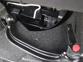 Peugeot 308 SW PureTech 130pk Tech Edition thumbnail 24