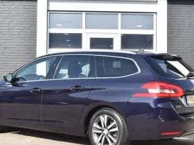 Peugeot 308 SW PureTech 130pk Tech Edition thumbnail 4