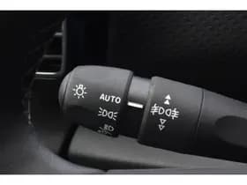 Citroën Ë-C4 Max 50 kWh Leder thumbnail 9