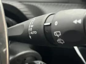 Peugeot 208 Hybrid 110 e-DCS6 Allure thumbnail 22