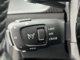 Peugeot 208 Hybrid 110 e-DCS6 Allure thumbnail 24