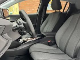 Peugeot 208 Hybrid 110 e-DCS6 Allure thumbnail 8