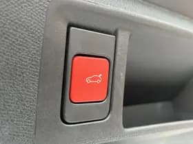 Peugeot 308 SW PureTech 130 GT thumbnail 26