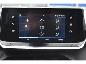 Peugeot 2008 PureTech 130 EAT8 Allure Automaat thumbnail 11