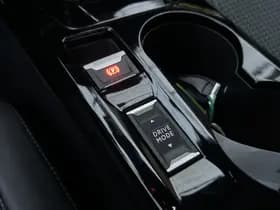 Peugeot E-2008 EV GT 50 kWh thumbnail 19