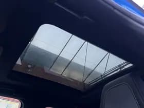 Peugeot E-2008 EV GT 50 kWh thumbnail 30