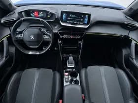 Peugeot E-2008 EV GT 50 kWh thumbnail 7