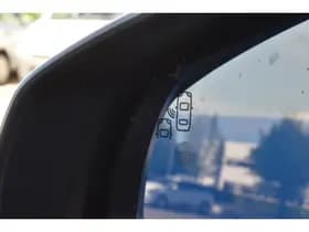 Peugeot 208 thumbnail 6