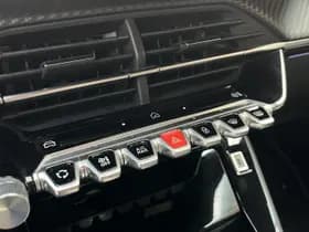 Peugeot e-2008 thumbnail 18