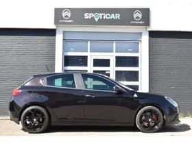 Alfa Romeo Giulietta thumbnail 8