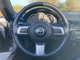 Mazda MX-5 thumbnail 13