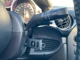 Mazda MX-5 thumbnail 17