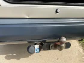 Mercedes-Benz 200d thumbnail 45