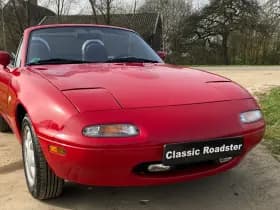 Mazda MX-5 thumbnail 37