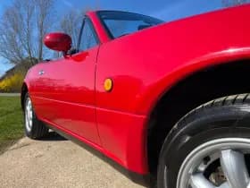 Mazda MX-5 thumbnail 36