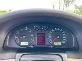 Volkswagen Passat thumbnail 17