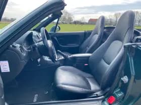 Mazda MX-5 thumbnail 11