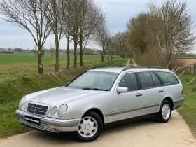 Mercedes-Benz E230 T W210 Elegance Automaat Leder Trekhaak