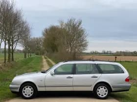 Mercedes-Benz E230 T W210 Elegance Automaat Leder Trekhaak thumbnail 2
