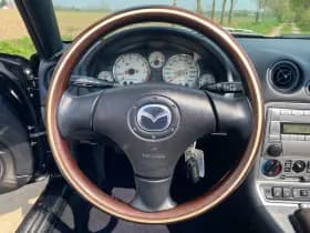 Mazda MX-5 thumbnail 12