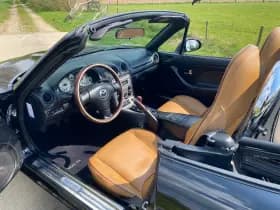 Mazda MX-5 thumbnail 10