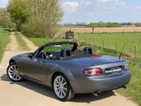 Mazda MX-5 thumbnail 3