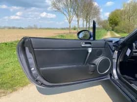 Mazda MX-5 thumbnail 9