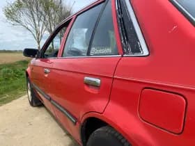 Mazda 323 thumbnail 27