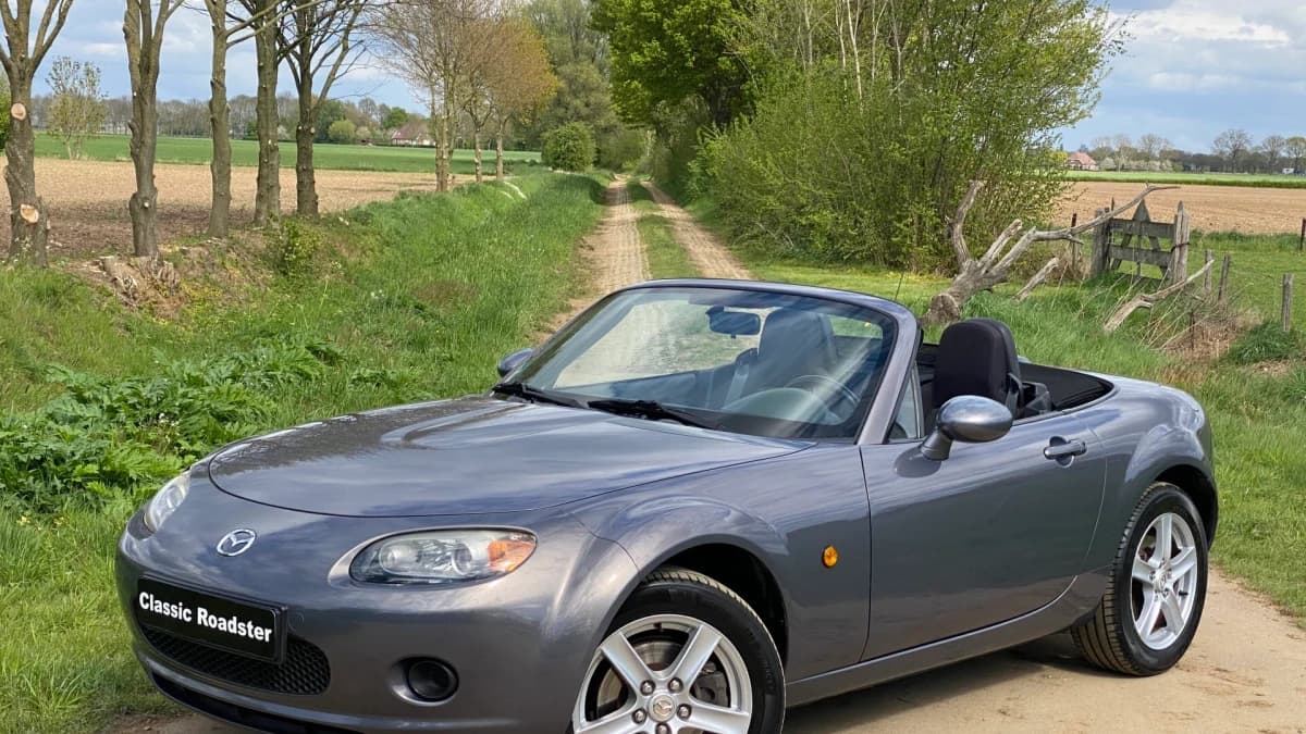 Mazda MX-5 — foto 1